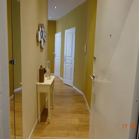 아파트 Stylish One Bedroom In Port *